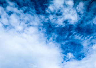 Fototapeta premium Messy Clouds
