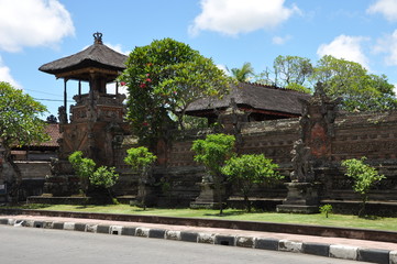 temple in jbali indonesia
