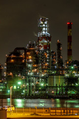 工場夜景と反射