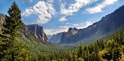 Tunnel View im Yosemite National Park, Kalifornien, USA