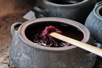 Threads of Peru: llama & alpaca wool process 