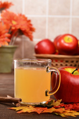 cup of fresh apple cider