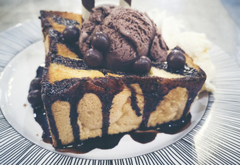 Chocolate toast with Ice-cream