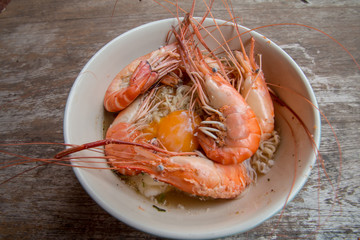 Food Mama Put shrimp