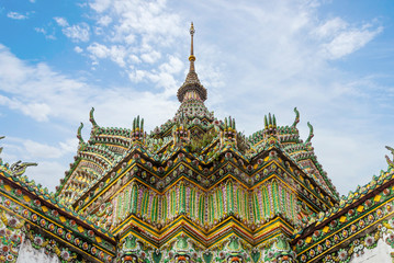 Fototapeta premium Details of pagoda at Wat Phra temple, Bangkok