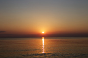 Fototapeta na wymiar Sunset and the sea