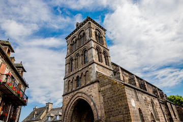 Église Saint-Mathieu-de-Salers