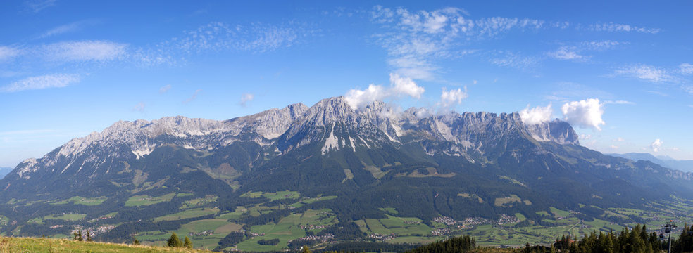 wilder Kaiser Tirol Österreich im Sommer
