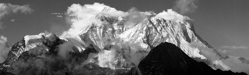 panoramic view of mount Everest and Lhotse