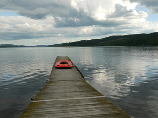 Naklejka premium Red life boat