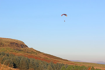 Fototapeta na wymiar Paraglider in the Neath Valley