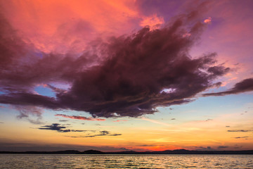 Tramonto sul lago di Bolsena