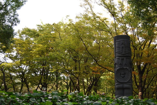 「トーテンポール」の写真素材 5,751件の無料イラスト画像 Adobe Stock