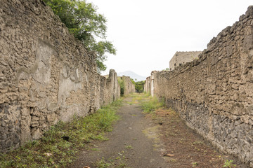 Fototapeta na wymiar The ruins of pompeii italy
