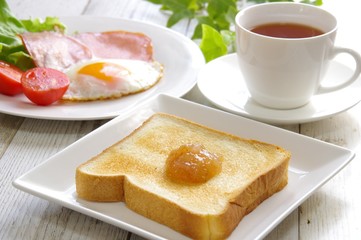 朝食　breakfast