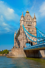 Fototapeta na wymiar Tower bridge crosses the River Thames in London, UK