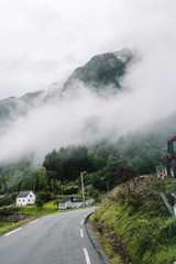 Obraz premium Misty Norwegian Mountains