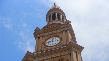 Fototapeta na wymiar sydney town hall building