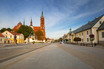 Fototapeta na wymiar Kosciusko Main Square with Basilica in Bialystok, Poland.
