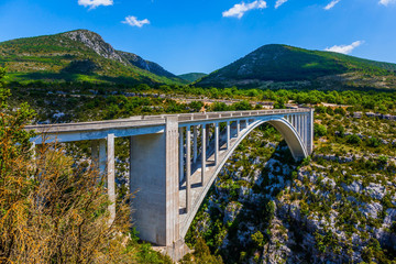 The mountain canyon Verdon