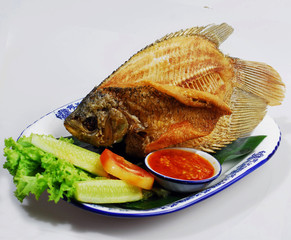 fried fish with vegetables