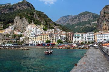 Fototapeta na wymiar along the Amalfi coast