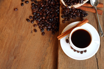 Hot black coffee and bean coffee.
