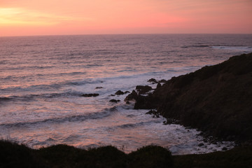 Sonnenuntergang an der Küste von Korsika