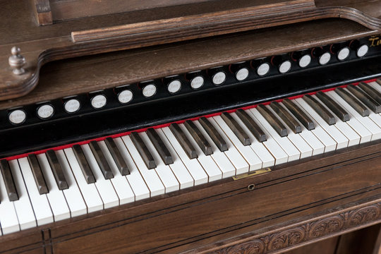View of old piano keyboard with old retro tone