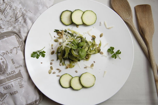 Spaghetti di zucchine