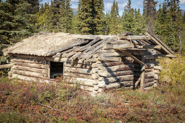 September 03 2018, Champagne Yukon Canada. Old abandoned cabin, in city of Champagne in Yukon, Canada