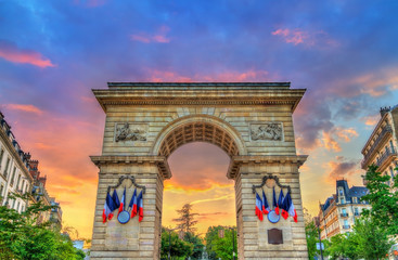 Fototapeta premium The Guillaume Gate at sunset in Dijon, France