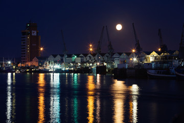 Fototapeta premium Harbour at night