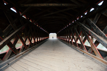 Sachs Covered Bridge in Gettysburg, Pennsylvania on a Moody Day - obrazy, fototapety, plakaty
