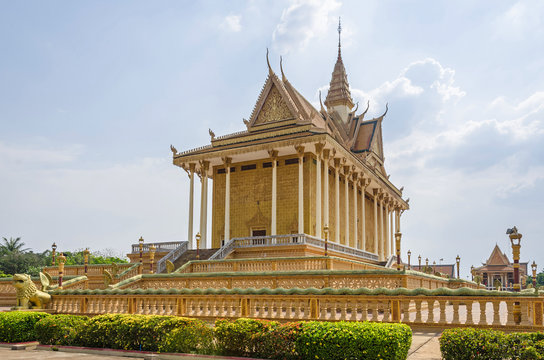 Main temple in the Vipassana Dhura Buddhist Meditation Center in Oudong, Cambodia’s former capital