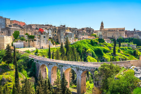 Fototapeta Gravina in Puglia ancient town, bridge and canyon. Apulia, Italy.