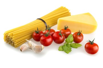 Bunch of Spaghetti with Cherry Tomatoes, Basil, Garlic and