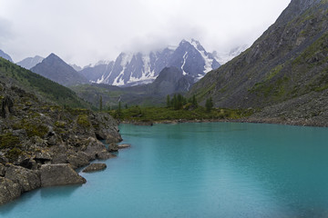 Naklejka na ściany i meble Upper Shavlinskoe Lake. Altai Mountains, Russia.