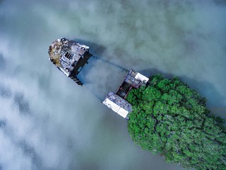Shipwreck in Homebush Bay