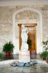 statue of virgin mary