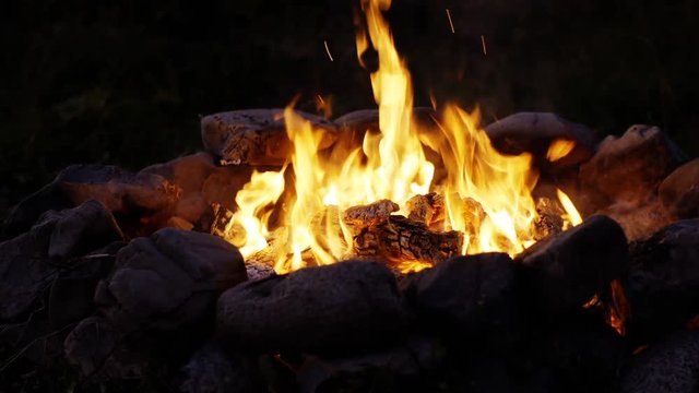 1080p dolly shot of the burning campfire