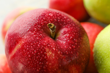 Fototapeta na wymiar Ripe fresh apple, closeup