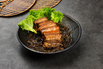 steamed pork with preserved mustard