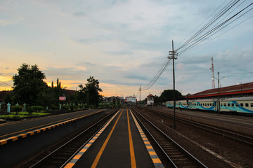 Fototapeta na wymiar sunset view of the city railway station.