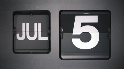 Flip calendar, 1st July to 1st August. 7 of 12.