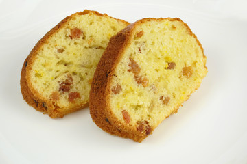 Raisin cake slices
