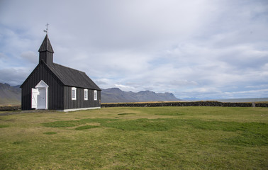 Fototapeta na wymiar Buðir black church, Southern edge of the Snæfellsness peninsular.