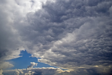 Obraz premium Cumulonimbus clouds, beautiful sky 