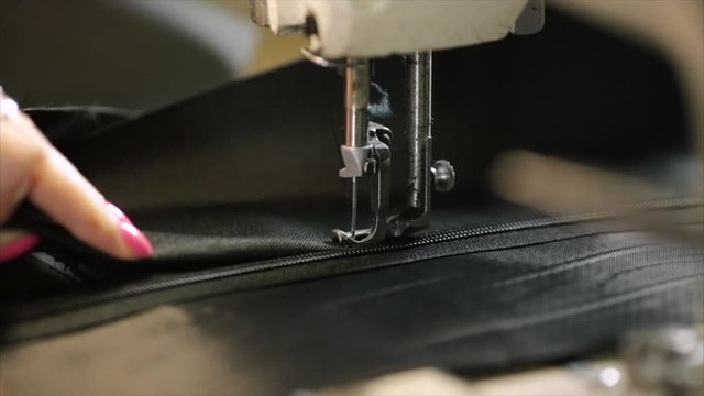 Sewing machine for stitching