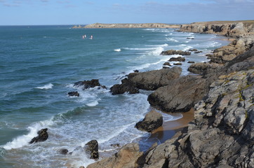 Fototapeta na wymiar Windsurf in wild coast, Bretagne, France